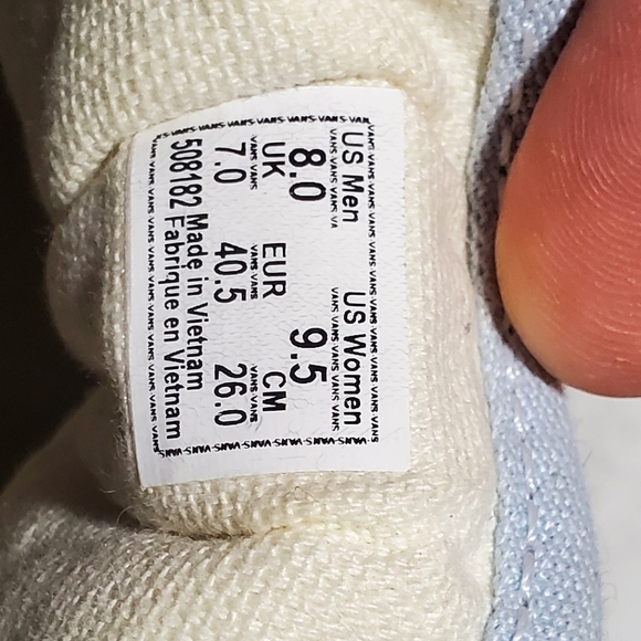 Vans - Picture 4 of 5